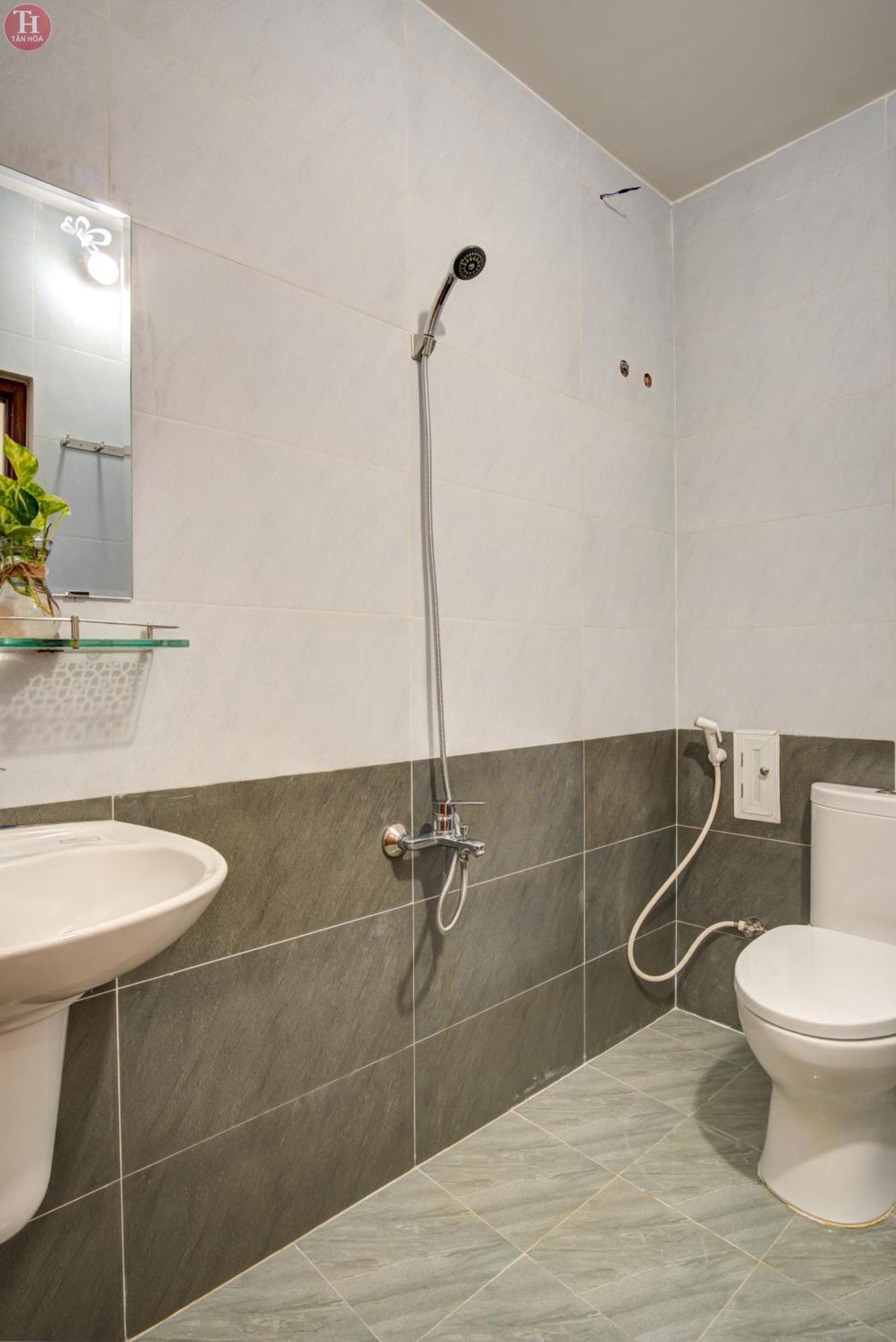 Hotel Tan Hoa *